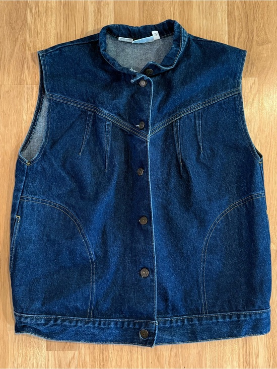 Levi's Jackets & Blazers - EUC Women’s Vtg 80 90's Levis Women Indigo Blue Jean Sleeveless Jacket Rocker-L